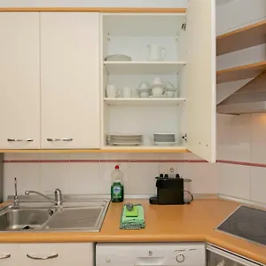 https://apartamento-sara-en-el-veril-del-duque.adeje-hotels.com